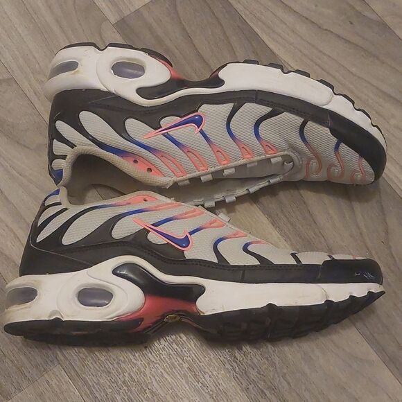 Nike Air Max Plus Grey Pink Blue - Picture 2 of 6